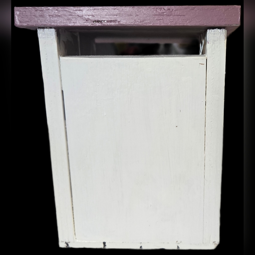 Birdhouse - Picture 3 of 4